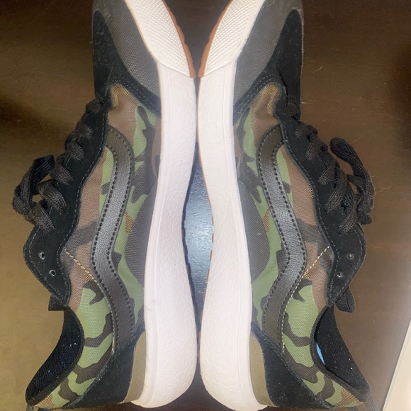 Vans Shoes - Picture 3 of 5